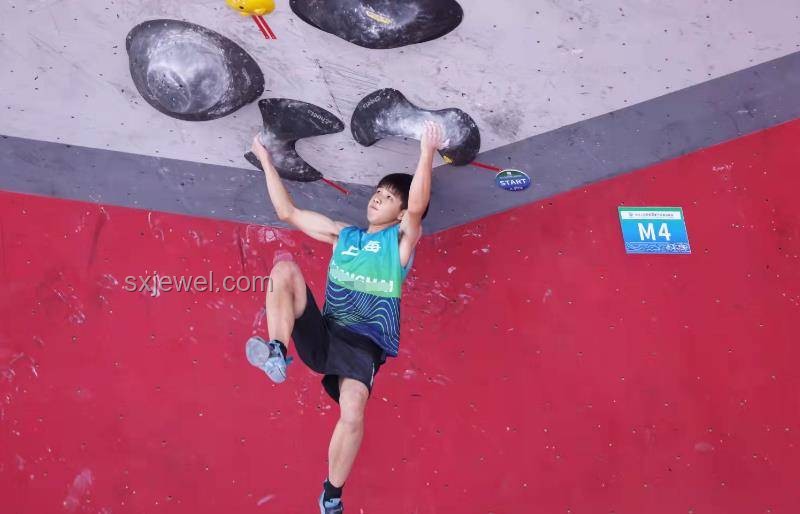 男童商场攀岩被绳索勒脖20分钟案例研究